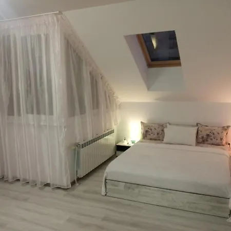 Iglika 2 Snowy Night V 31