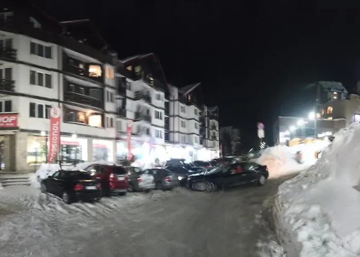 Iglika 2 Snowy Night V 31 Borovets